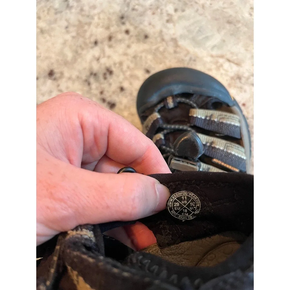 Keen Newport H2 Kids Waterproof Sandals Brown Tan Sport Hiking Shoes Size 11 US
